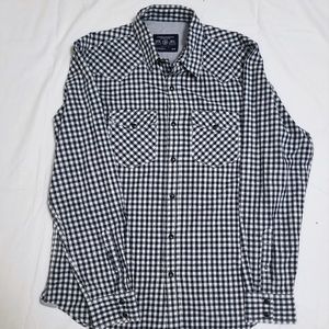 AE Snap Button Black And White. Size M